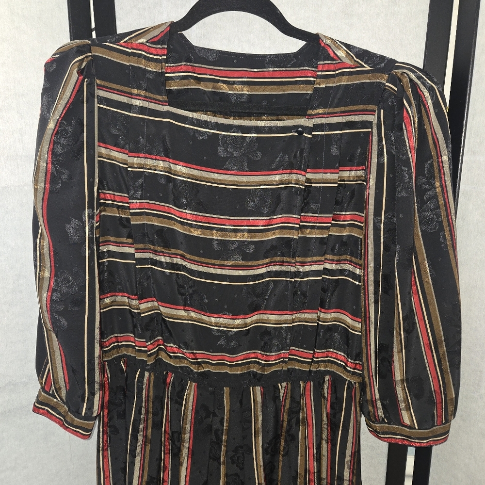 Vintage Black Red Gold Striped Floral Embossed Midi Medium Dress Union Made - Picture 7 of 10